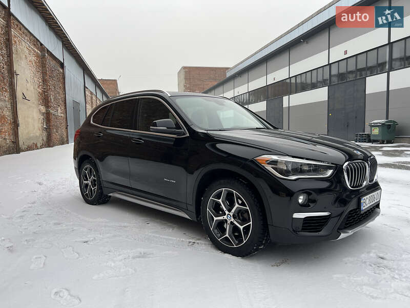 Внедорожник / Кроссовер BMW X1 2015 в Львове
