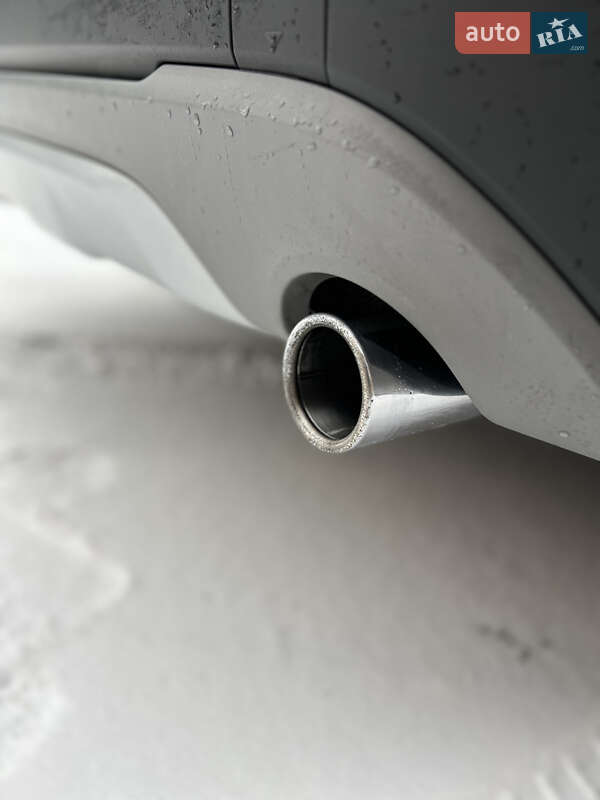 Внедорожник / Кроссовер BMW X1 2015 в Львове