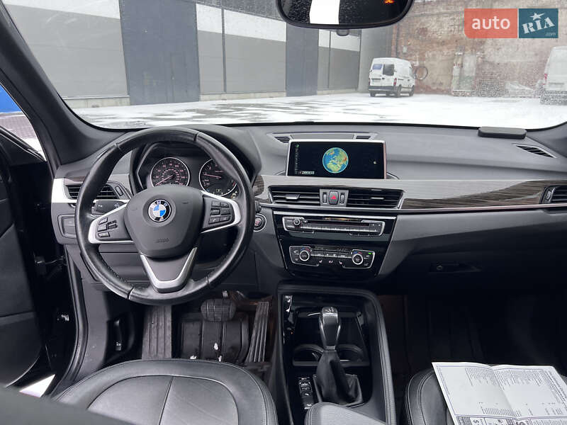 Внедорожник / Кроссовер BMW X1 2015 в Львове