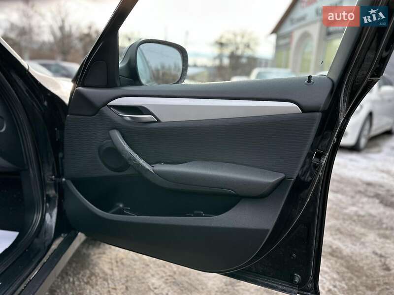 Позашляховик / Кросовер BMW X1 2011 в Вінниці