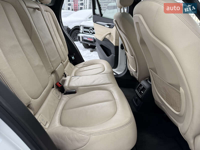 Внедорожник / Кроссовер BMW X1 2016 в Киеве фото 17 Внедорожник / Кроссовер BMW X1 2016 в Киеве