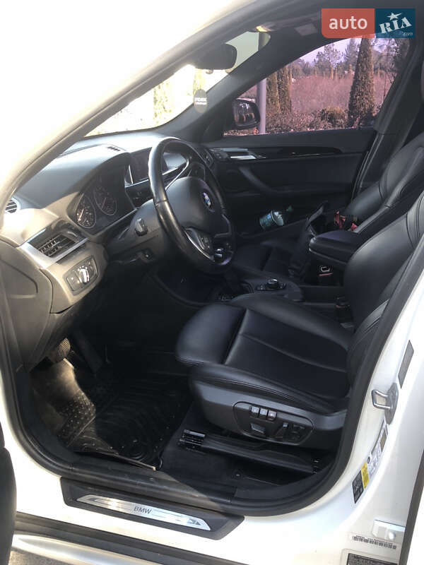 Внедорожник / Кроссовер BMW X1 2017 в Днепре фото 15 Внедорожник / Кроссовер BMW X1 2017 в Днепре