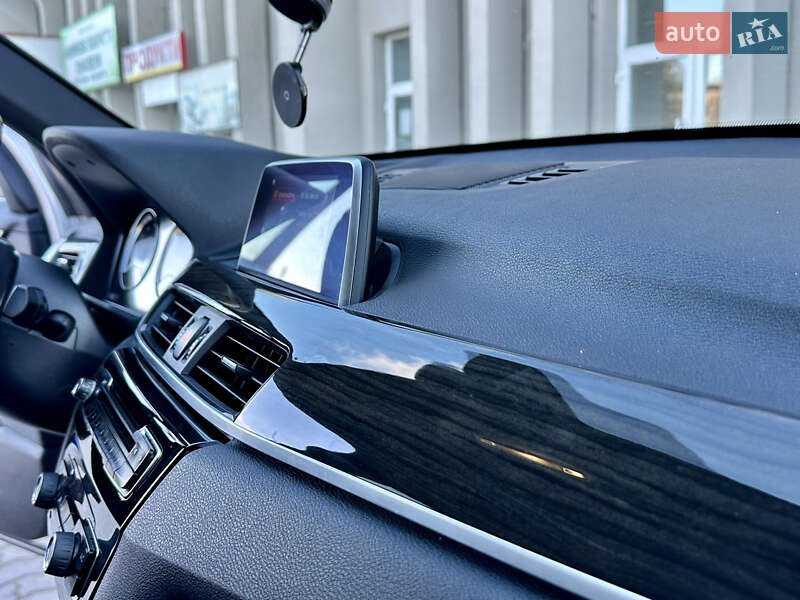 Внедорожник / Кроссовер BMW X1 2018 в Дрогобыче