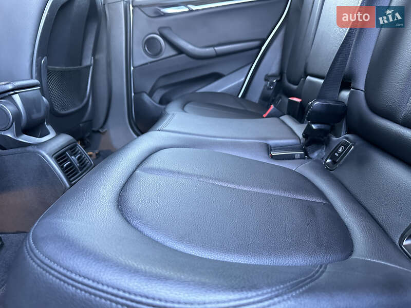 Внедорожник / Кроссовер BMW X1 2018 в Дрогобыче