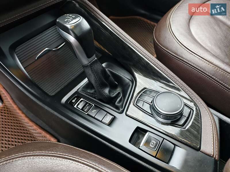 Внедорожник / Кроссовер BMW X1 2016 в Виннице