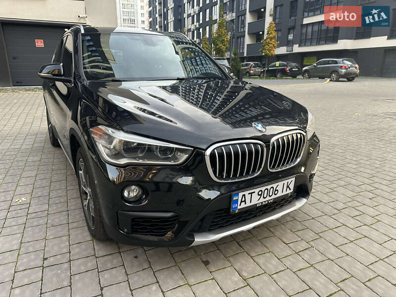 Внедорожник / Кроссовер BMW X1 2015 в Ивано-Франковске