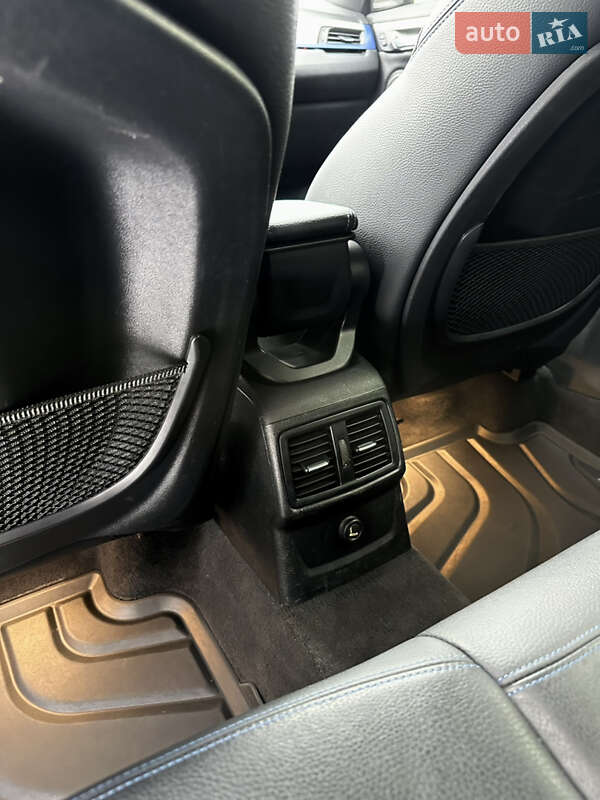 Позашляховик / Кросовер BMW X1 2016 в Звягелі