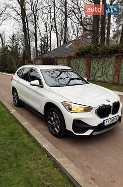 Внедорожник / Кроссовер BMW X1 2021 в Киеве