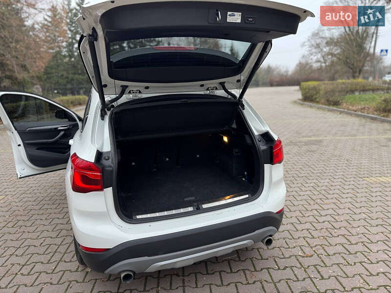 Внедорожник / Кроссовер BMW X1 2016 в Миргороде фото 9 Внедорожник / Кроссовер BMW X1 2016 в Миргороде
