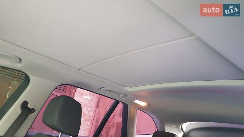 Внедорожник / Кроссовер BMW X1 2014 в Киеве