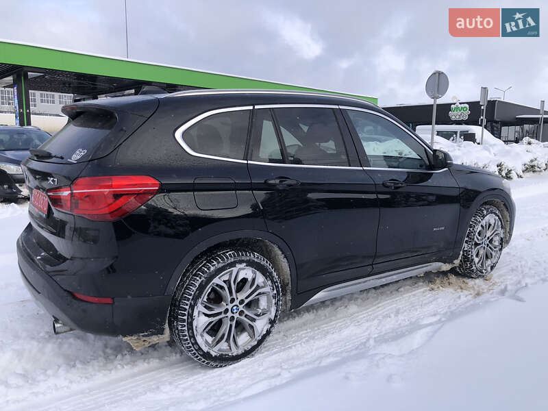 Внедорожник / Кроссовер BMW X1 2016 в Тернополе