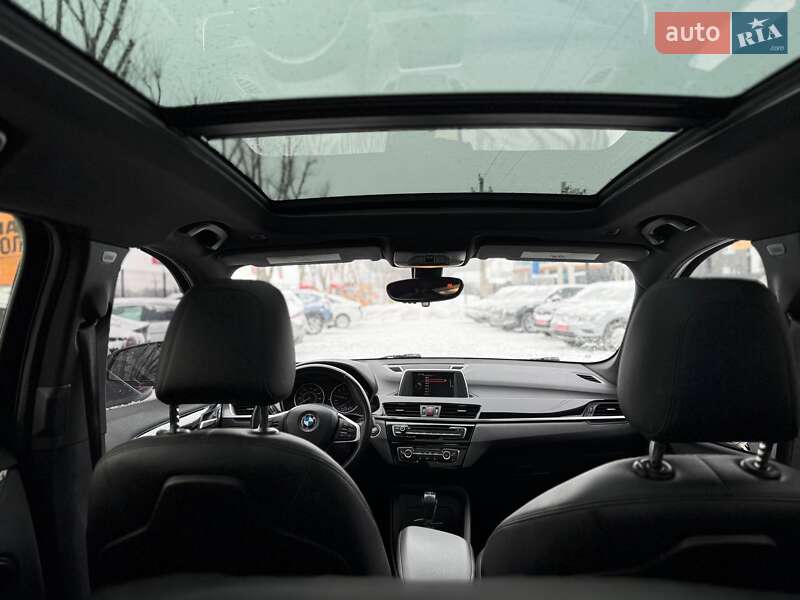 Внедорожник / Кроссовер BMW X1 2017 в Львове