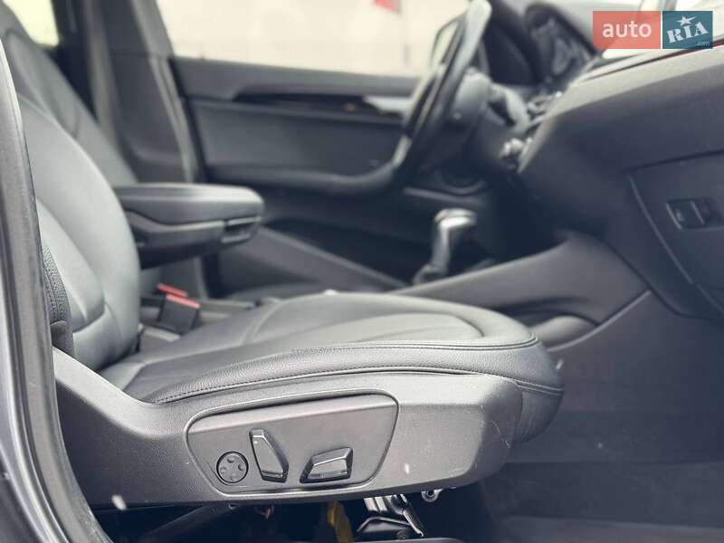 Внедорожник / Кроссовер BMW X1 2017 в Львове