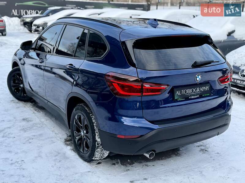 Внедорожник / Кроссовер BMW X1 2017 в Киеве