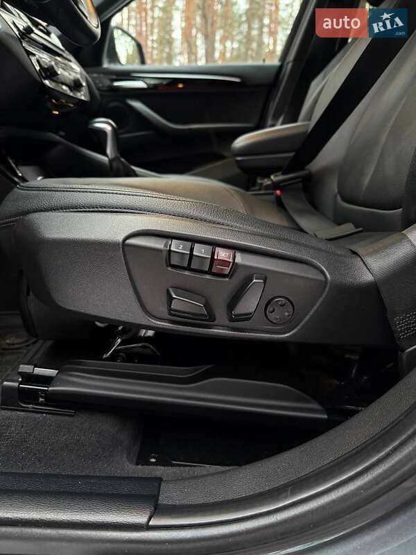 Внедорожник / Кроссовер BMW X1 2016 в Ахтырке