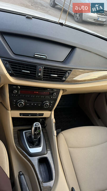 Внедорожник / Кроссовер BMW X1 2014 в Кременчуге