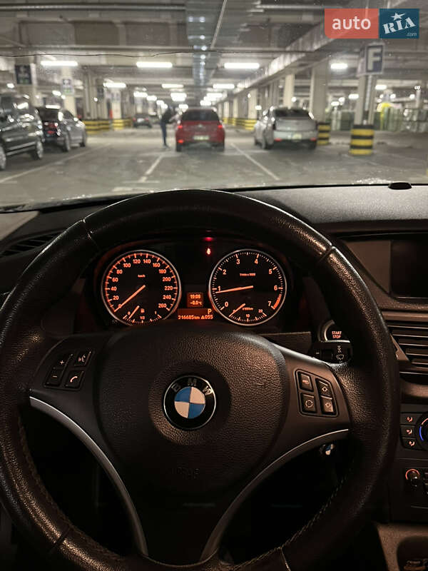 Внедорожник / Кроссовер BMW X1 2012 в Киеве фото 9 Внедорожник / Кроссовер BMW X1 2012 в Киеве