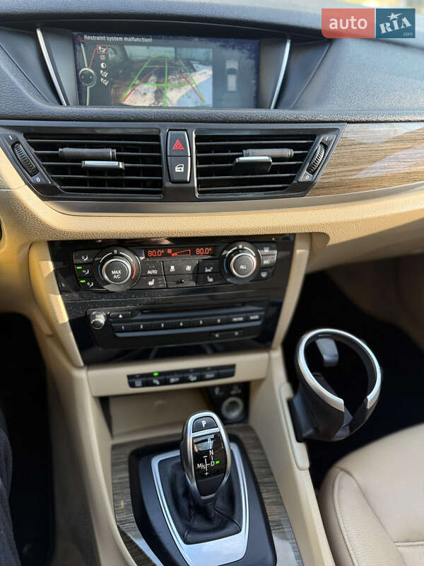 Внедорожник / Кроссовер BMW X1 2015 в Николаеве