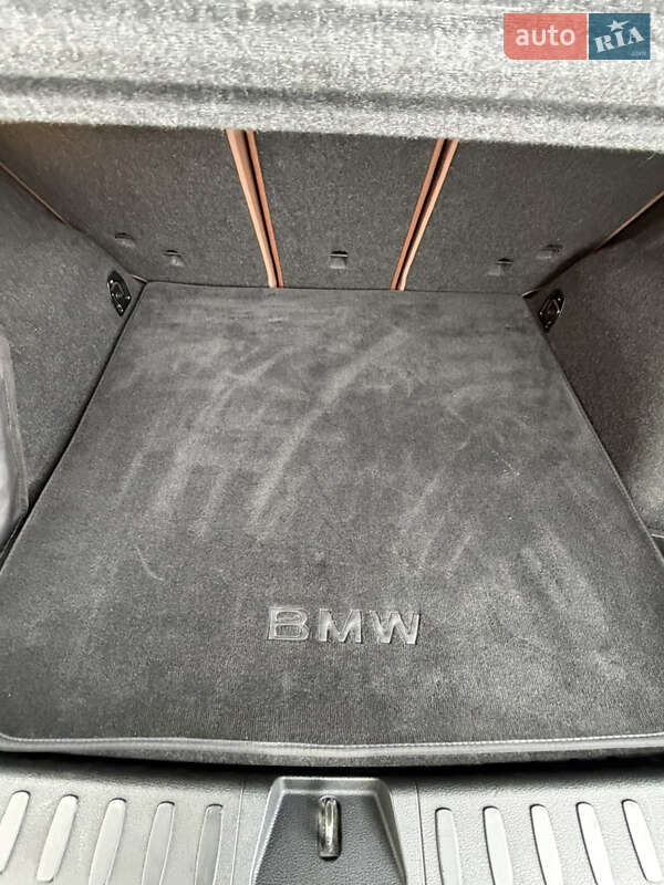 Внедорожник / Кроссовер BMW X1 2013 в Дубно фото 17 Внедорожник / Кроссовер BMW X1 2013 в Дубно