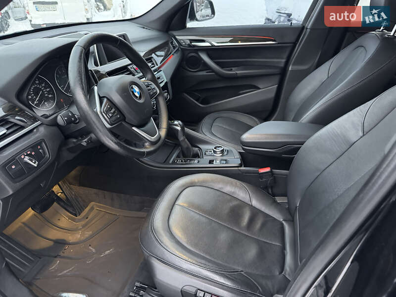 Внедорожник / Кроссовер BMW X1 2016 в Львове