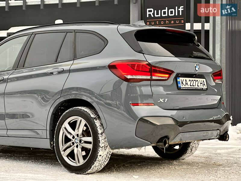 Внедорожник / Кроссовер BMW X1 2022 в Киеве
