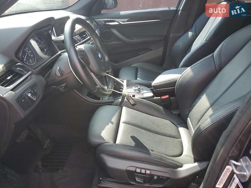 Внедорожник / Кроссовер BMW X1 2017 в Луцке