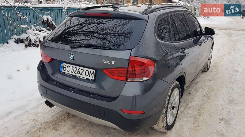 Внедорожник / Кроссовер BMW X1 2012 в Киеве