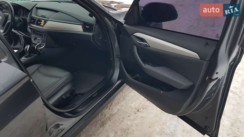 Внедорожник / Кроссовер BMW X1 2012 в Киеве