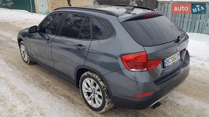 Внедорожник / Кроссовер BMW X1 2012 в Киеве
