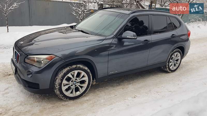 Внедорожник / Кроссовер BMW X1 2012 в Киеве