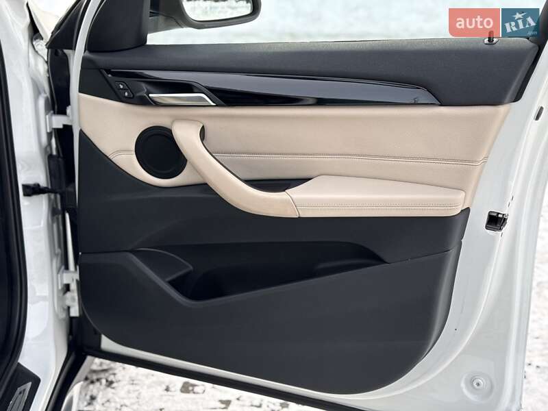 Внедорожник / Кроссовер BMW X1 2018 в Львове