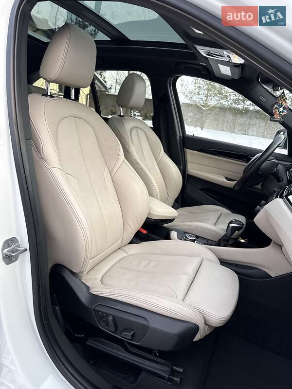 Внедорожник / Кроссовер BMW X1 2018 в Львове