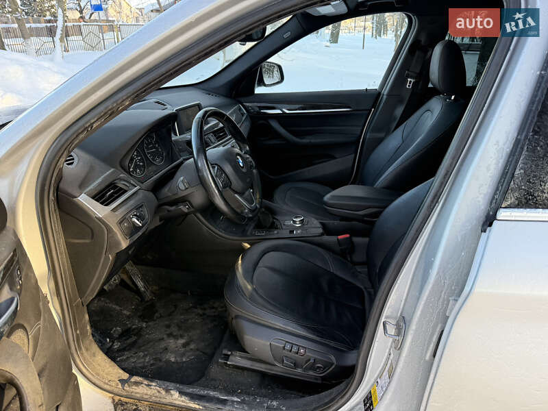 Внедорожник / Кроссовер BMW X1 2016 в Тернополе