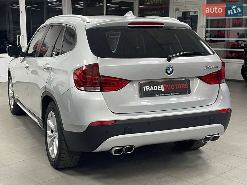 Внедорожник / Кроссовер BMW X1 2011 в Киеве