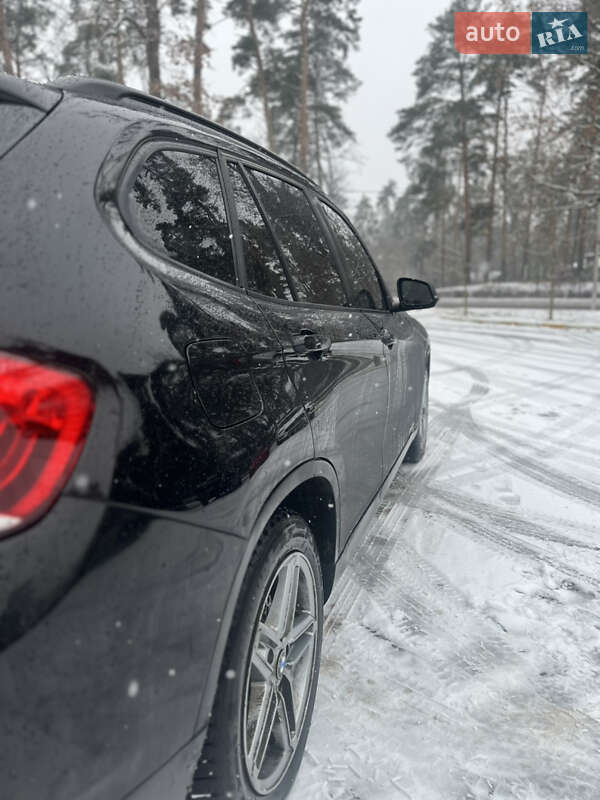 Внедорожник / Кроссовер BMW X1 2013 в Буче