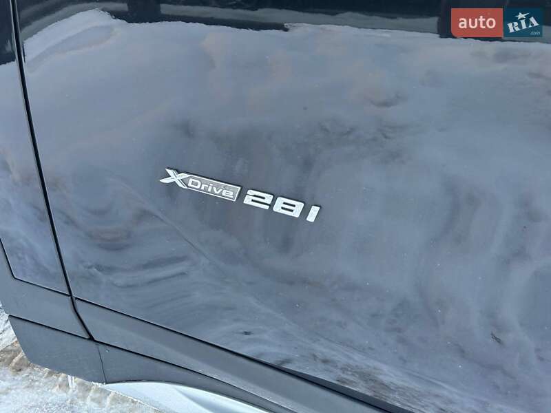 Внедорожник / Кроссовер BMW X1 2016 в Хмельницком