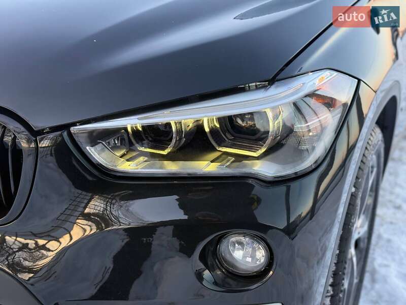 Внедорожник / Кроссовер BMW X1 2016 в Хмельницком