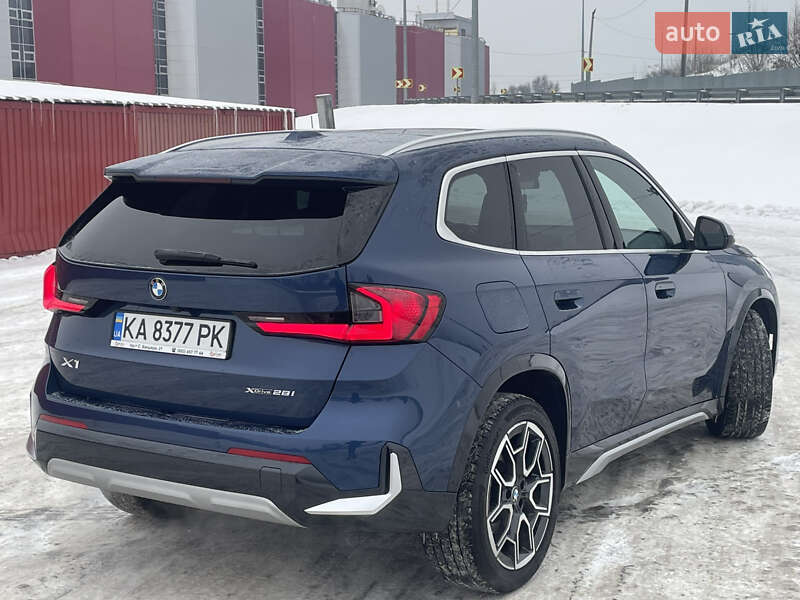 Внедорожник / Кроссовер BMW X1 2024 в Киеве