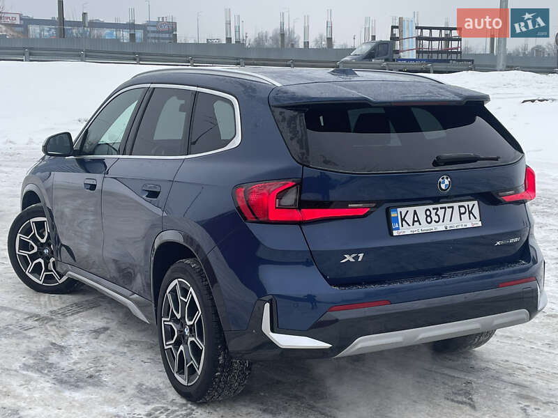 Внедорожник / Кроссовер BMW X1 2024 в Киеве