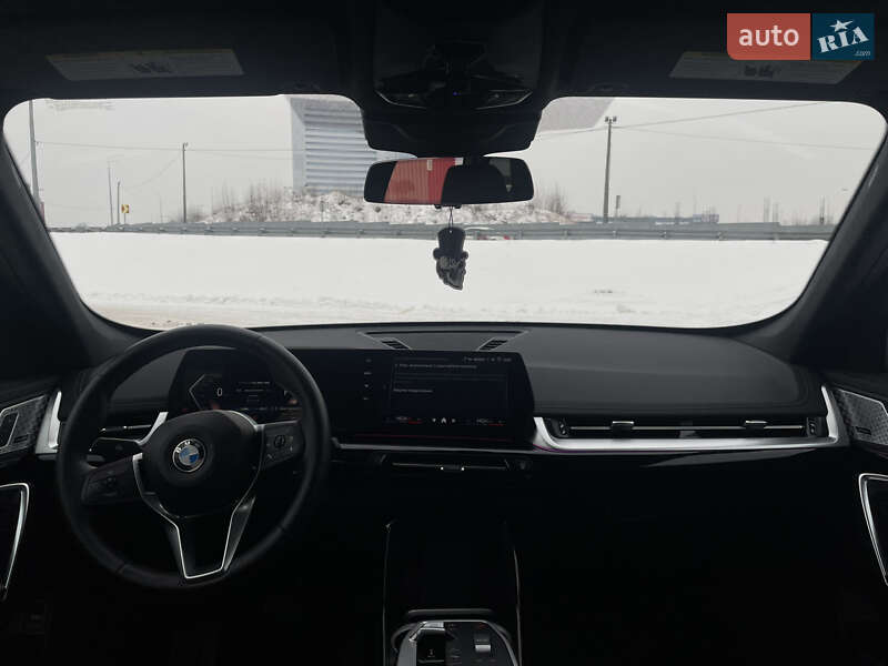 Внедорожник / Кроссовер BMW X1 2024 в Киеве