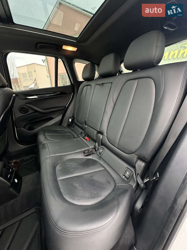 Внедорожник / Кроссовер BMW X1 2016 в Рожнятове