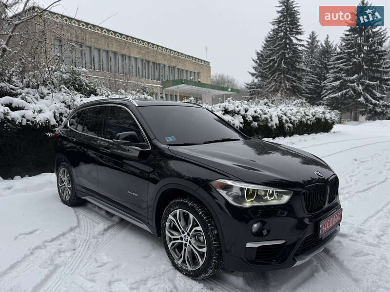 Внедорожник / Кроссовер BMW X1 2017 в Умани