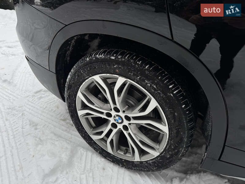 Внедорожник / Кроссовер BMW X1 2017 в Умани