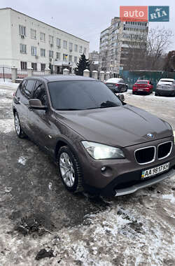 Внедорожник / Кроссовер BMW X1 2011 в Киеве