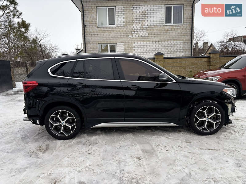 Внедорожник / Кроссовер BMW X1 2018 в Львове