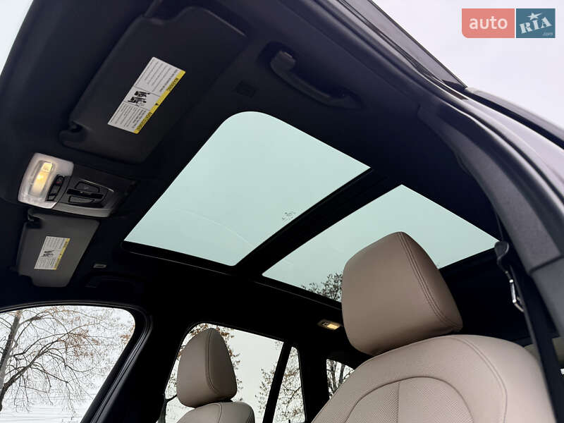 Внедорожник / Кроссовер BMW X1 2015 в Ровно