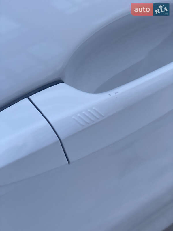 Внедорожник / Кроссовер BMW X1 2021 в Чернигове