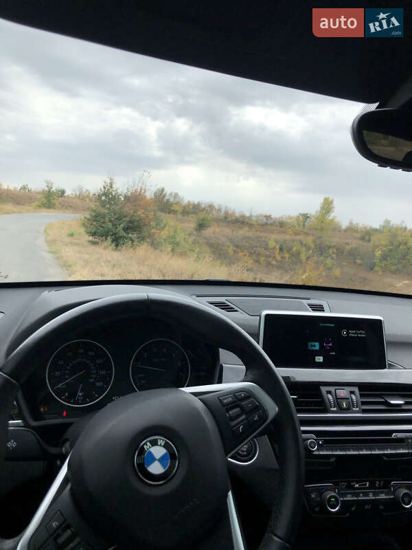 Внедорожник / Кроссовер BMW X1 2017 в Харькове