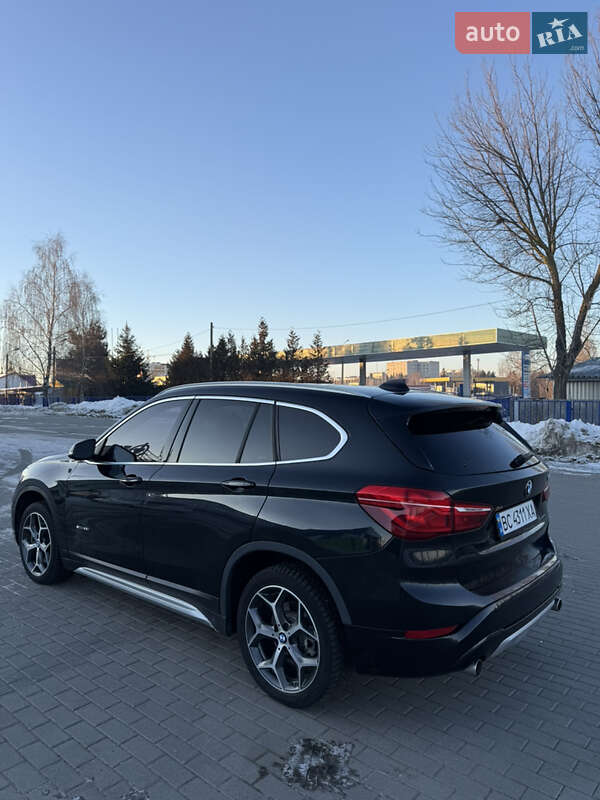 Внедорожник / Кроссовер BMW X1 2017 в Ковеле