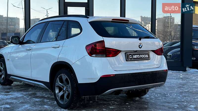 Внедорожник / Кроссовер BMW X1 2012 в Киеве